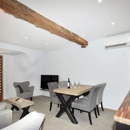 Apartamento Le Chateau