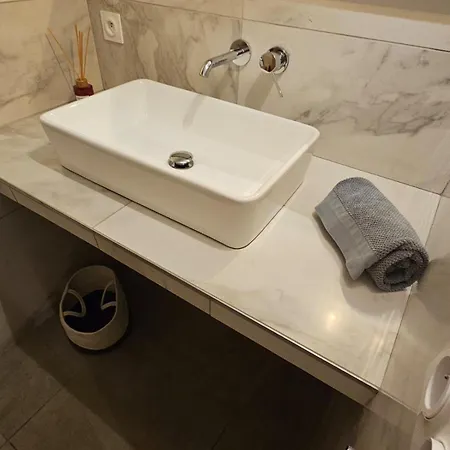 Le Chateau Fourques (Pyrenees-Orientales)